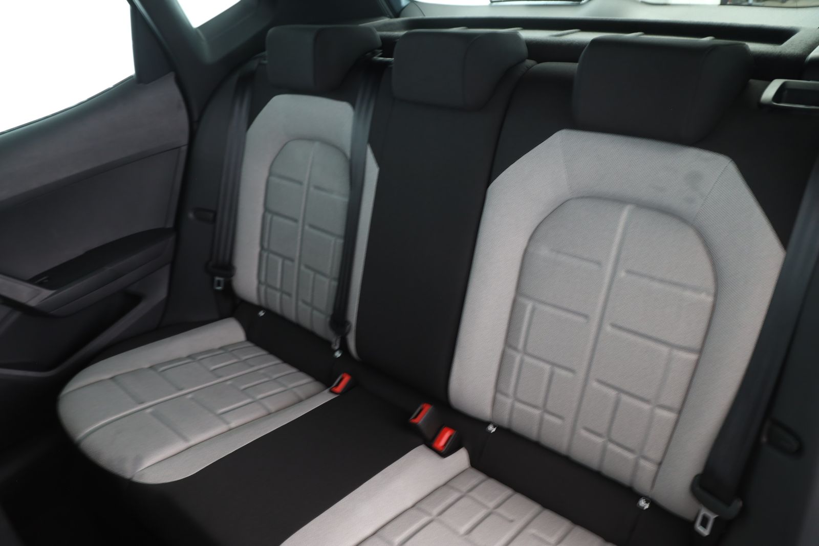 Seat Arona - Bild 10