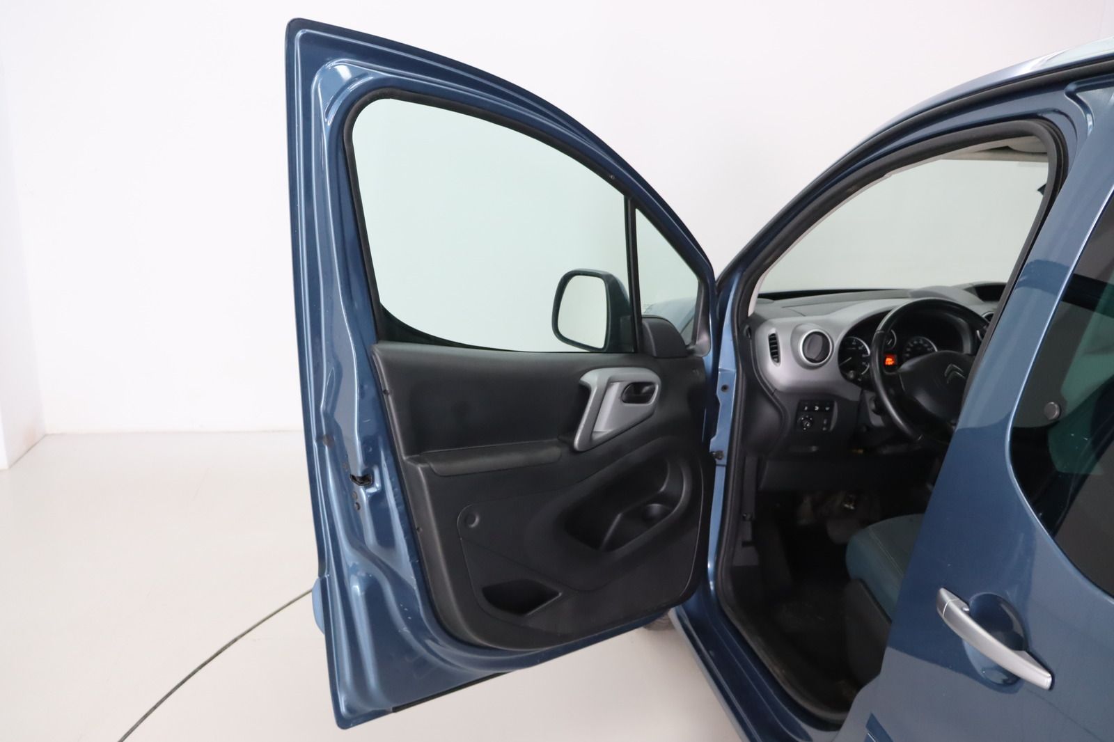 Fahrzeugabbildung Citroën Berlingo Kombi 1.5 d Multispace * Service neu *