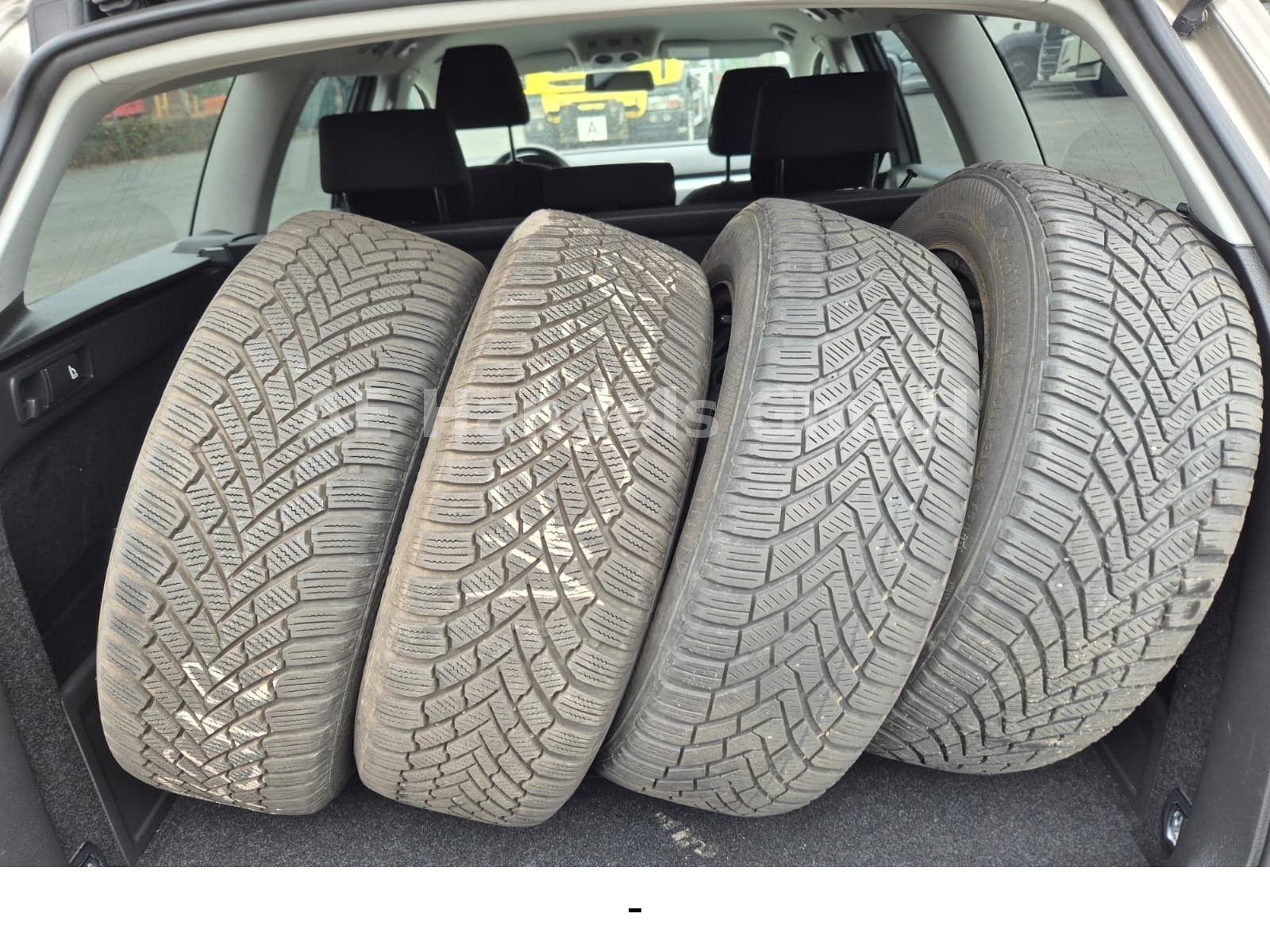 Volkswagen Passat 2012 — photo 14