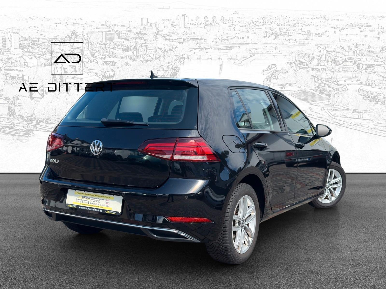 Volkswagen Golf VII Lim. Comfortline +Navi+Shz+