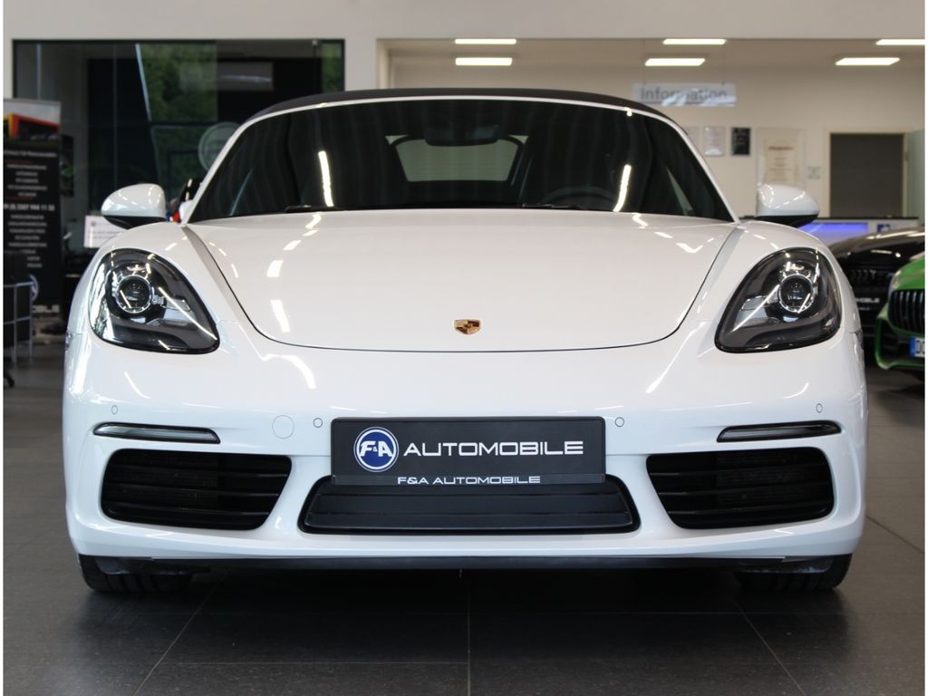 Fahrzeugabbildung Porsche Boxster R.Kamera+Klangpaket+19"S LM+Alcantara