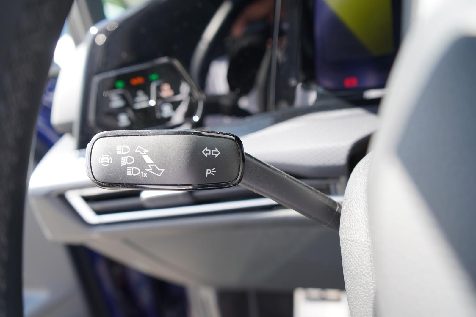 Volkswagen Golf VIII 1.5 16V TSI United Navi LED Keyless-Go, миниатюра 20