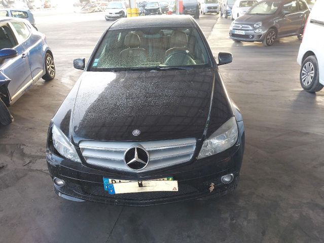 Mercedes-Benz CLASSE C (W204) 180 CDI AVANTG