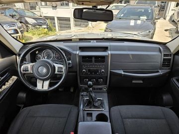 Jeep Cherokee - 9