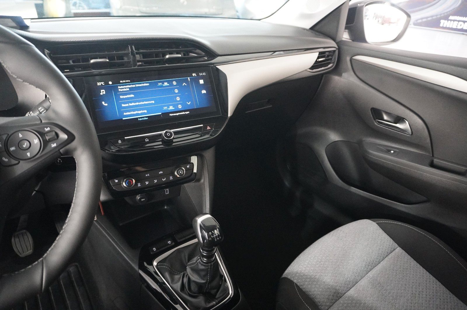 Fahrzeugabbildung Opel Corsa F 1.2 FACELIFT NAVI/LED/KAMERA/VIRTU./DAB+