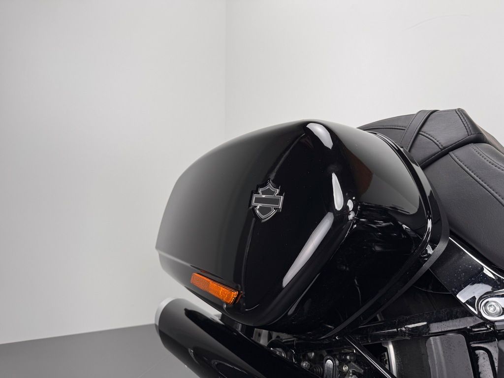 Fahrzeugabbildung Harley-Davidson SPORT GLIDE *NEUWERTIG