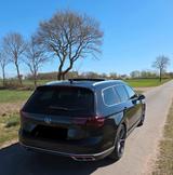 Volkswagen Passat/R-Line/Elega/Facelift/AHK/Pano/Matrix - gebrauchte Volkswagen Passat Variant mit Facelift