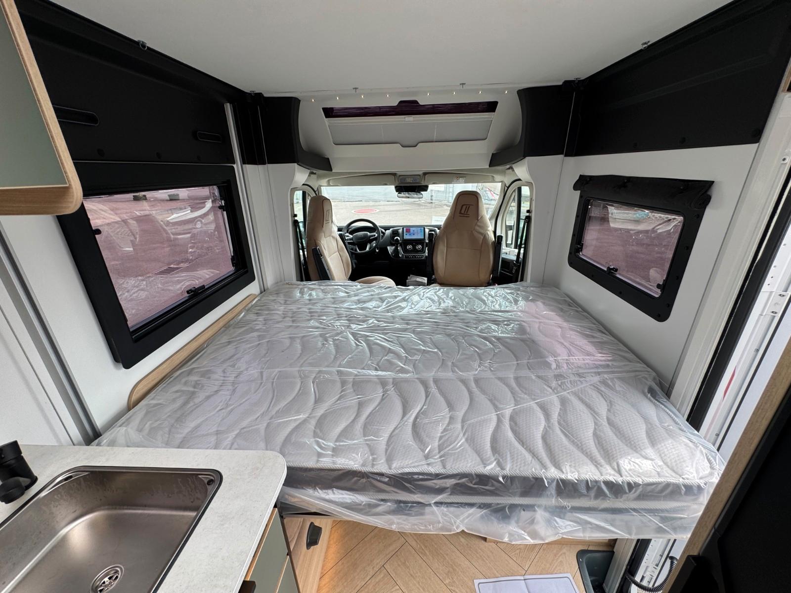 Challenger X260 NEUHEIT Arctic/Automatik/ MJ 2027 Exklusiv – Foto 22 von 22