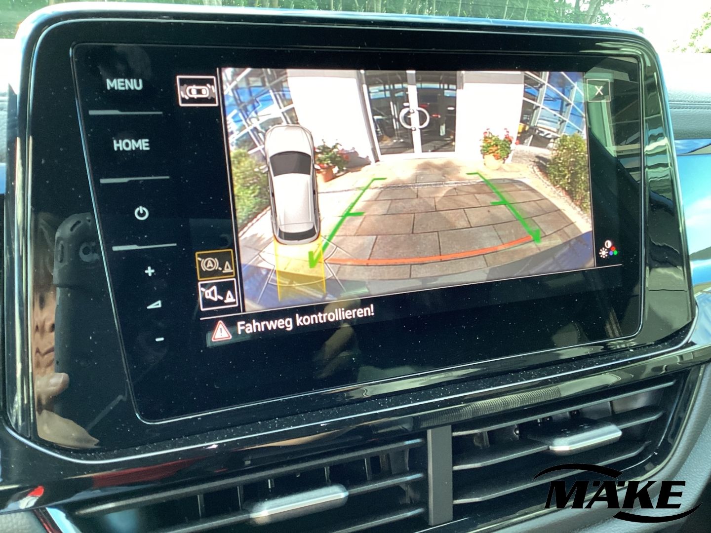 T-Roc R-Line 1.5 TSI DSG AHZV IQ.L ACC BLACK STD