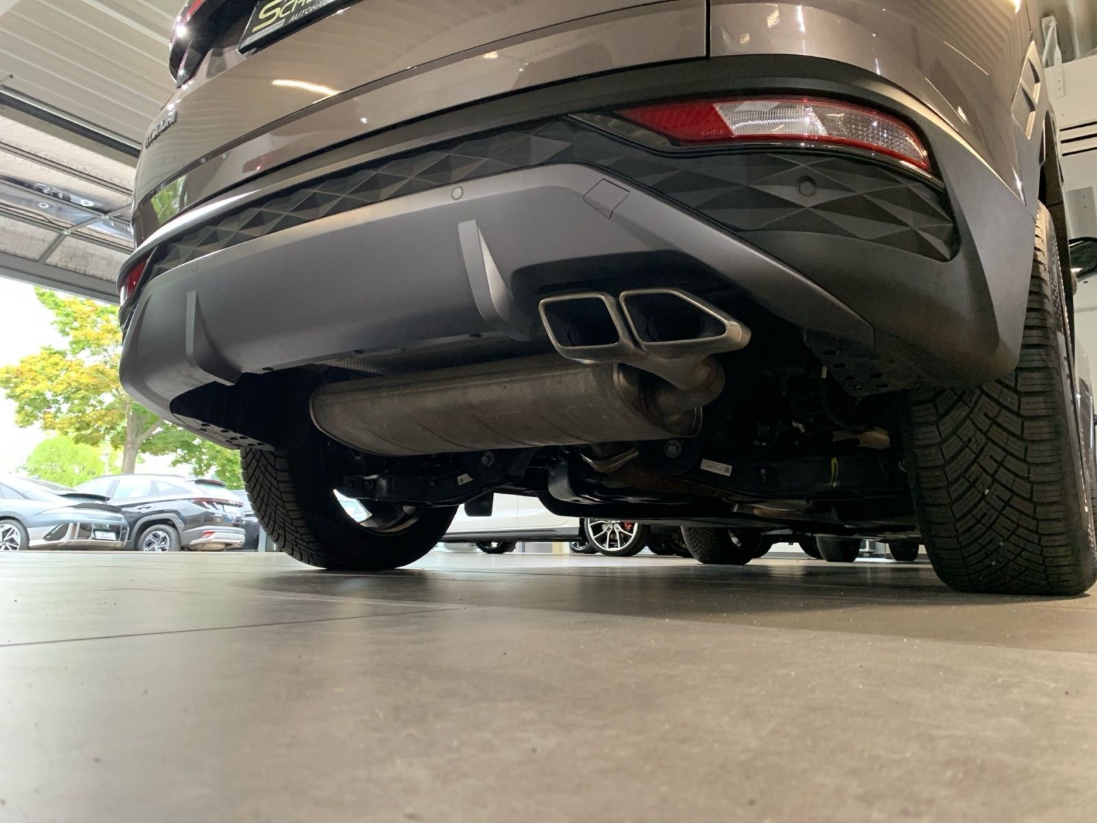 Fahrzeugabbildung Hyundai TUCSON 1.6 T-GDI Trend Plug-In Hybrid 4WD Panor.