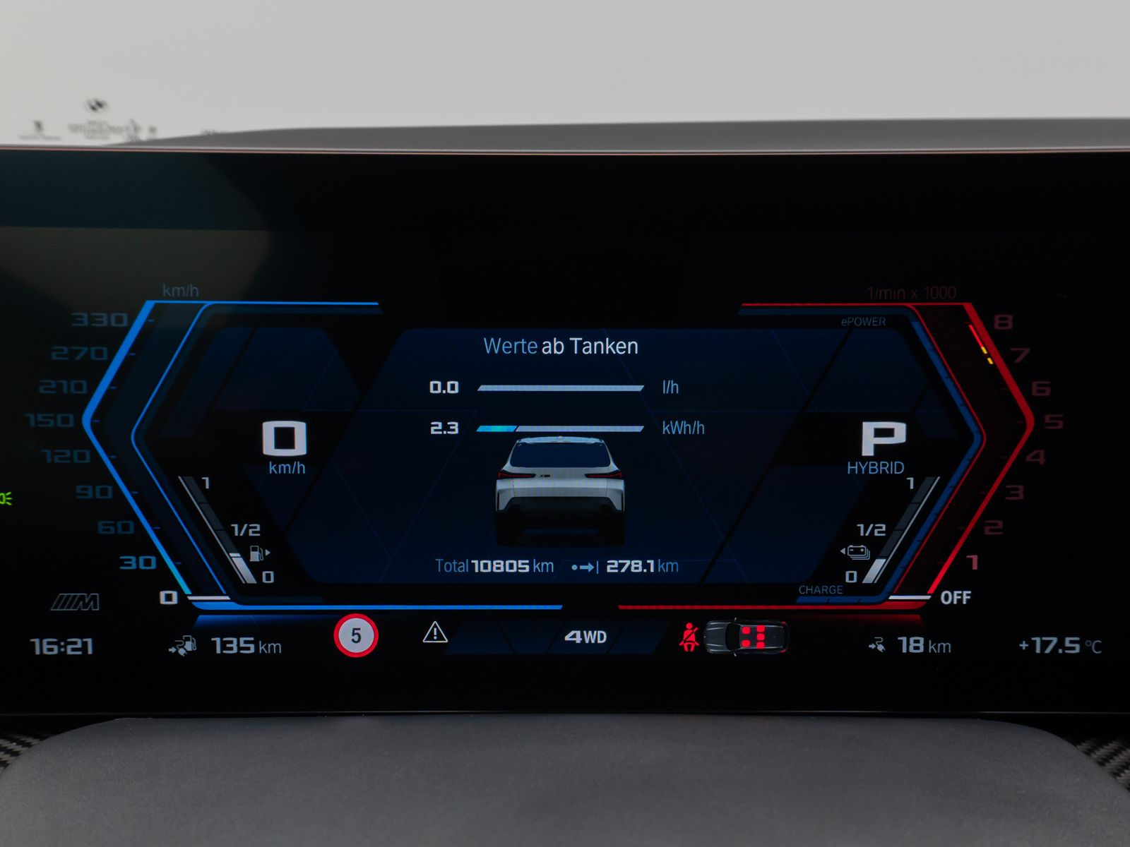 Fahrzeugabbildung BMW XM Individual M Sitze DAB B&W Massage SoftClose