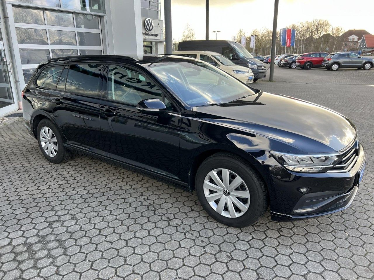 Volkswagen Passat Variant - Bild 2