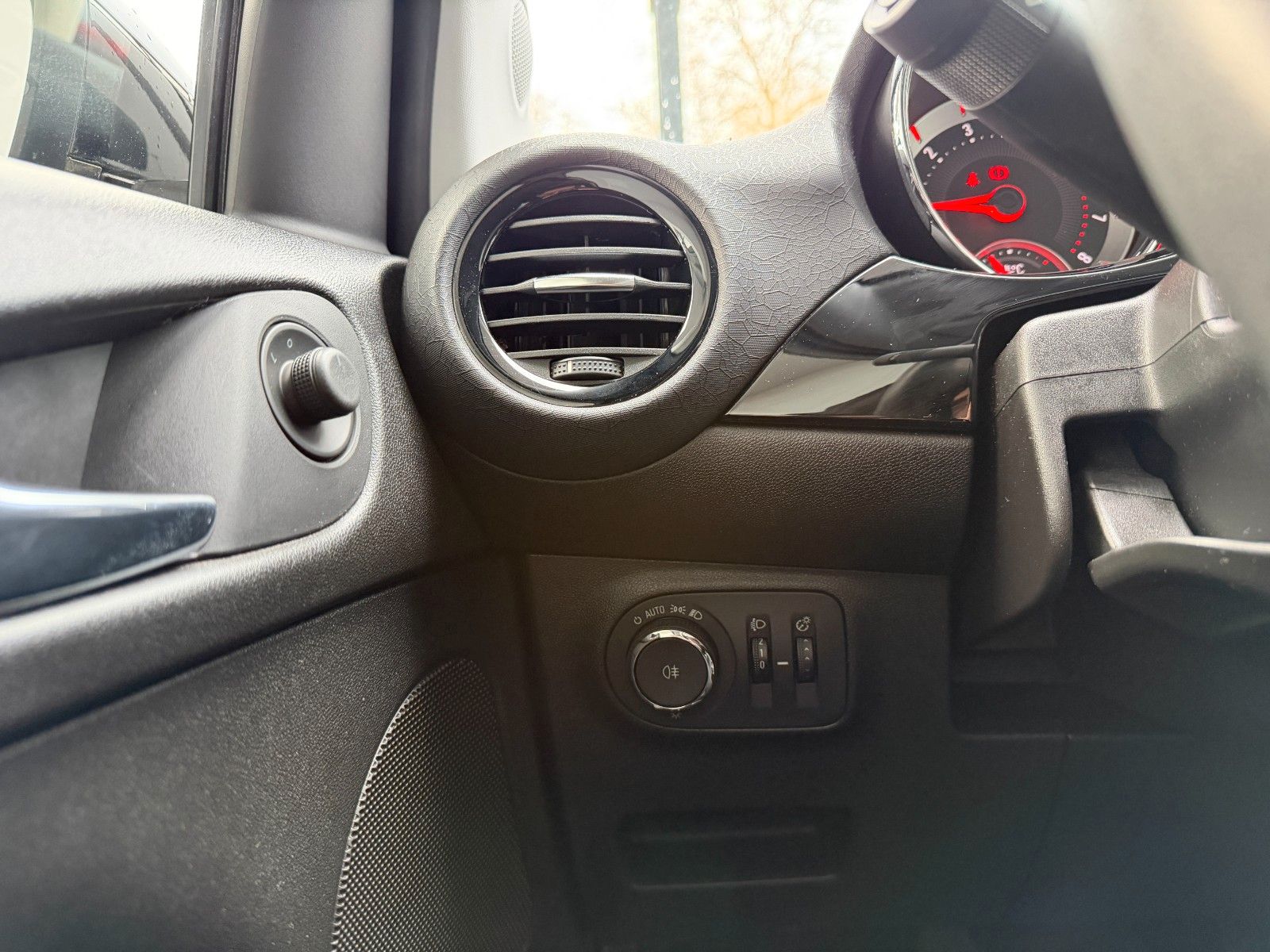 Fahrzeugabbildung Opel Adam Jam 101PS PDC/SHZ/LHZ!