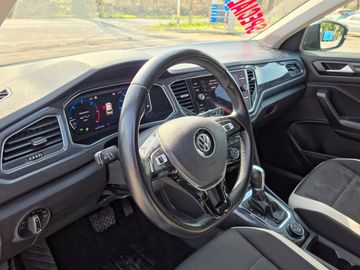 Volkswagen T-Roc - 12