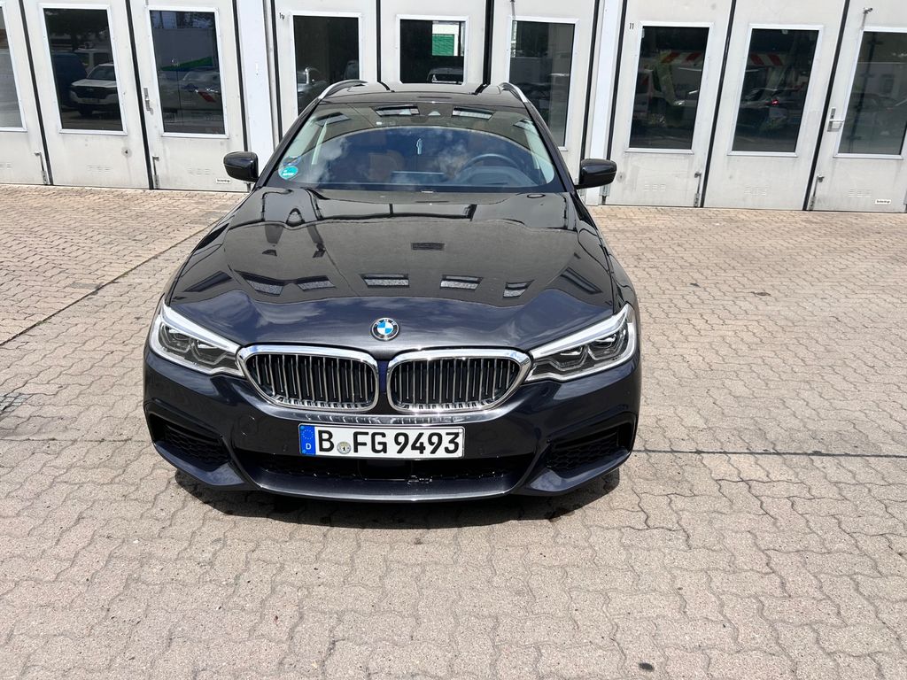 Image of BMW 540