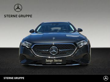 Mercedes E 200 - 4