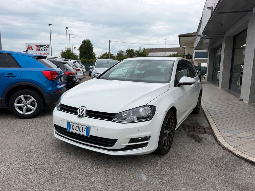 Image of Volkswagen Golf