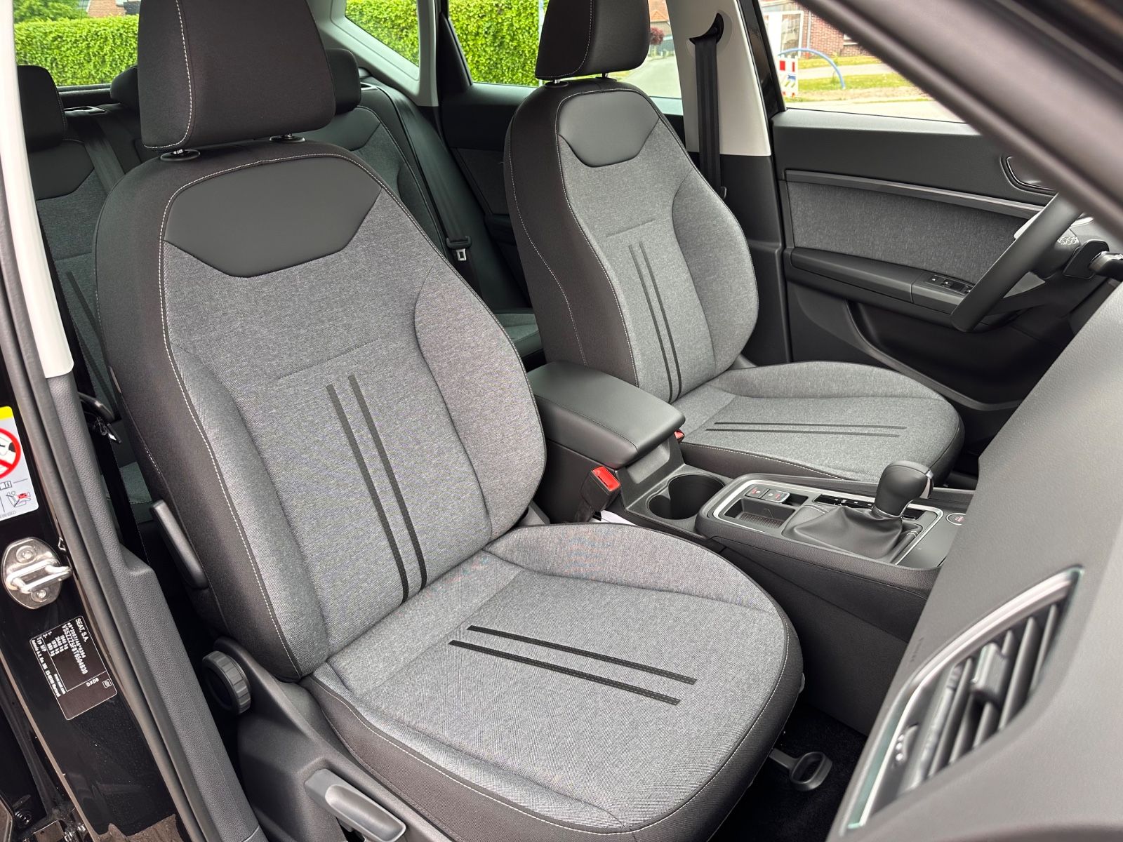 Fahrzeugabbildung SEAT Ateca 1.5 TSI Style DSG AHK/Navi/ACC/LED/SHZ/APP