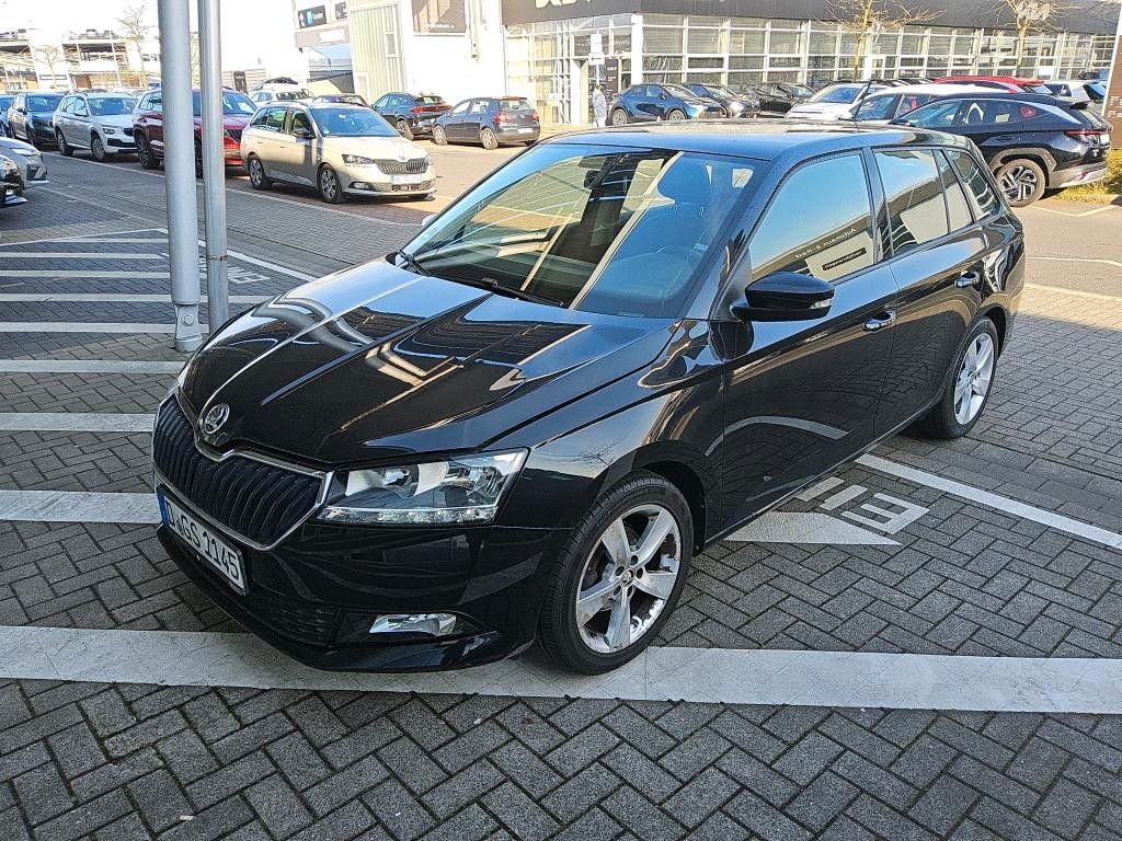 Fahrzeugabbildung SKODA Fabia Combi ALU16`PDC NEBEL APP-CONNECT 1.H