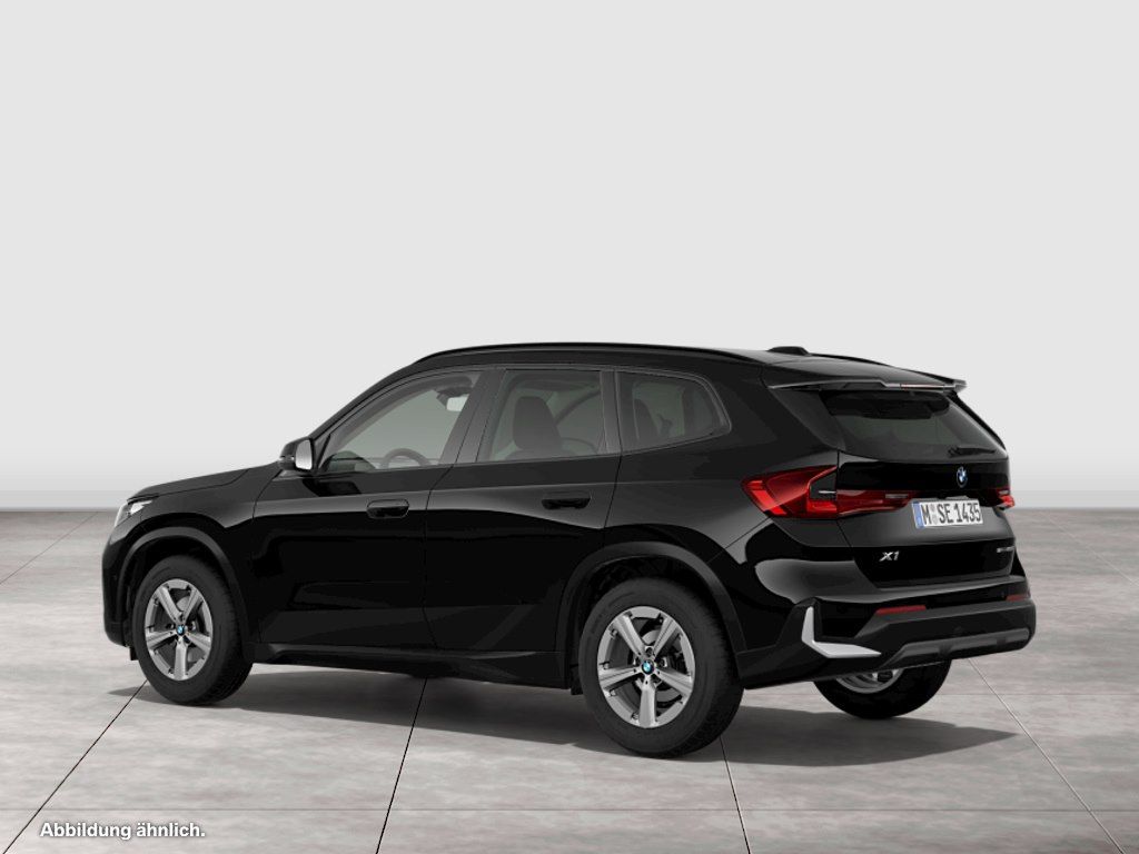BMW X1 sDrive20i LED PDC V H DAB Sitzheiz. Klima foto 6