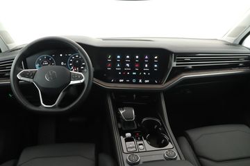 Volkswagen Touareg - 8