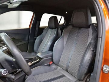 Peugeot 2008 - 9