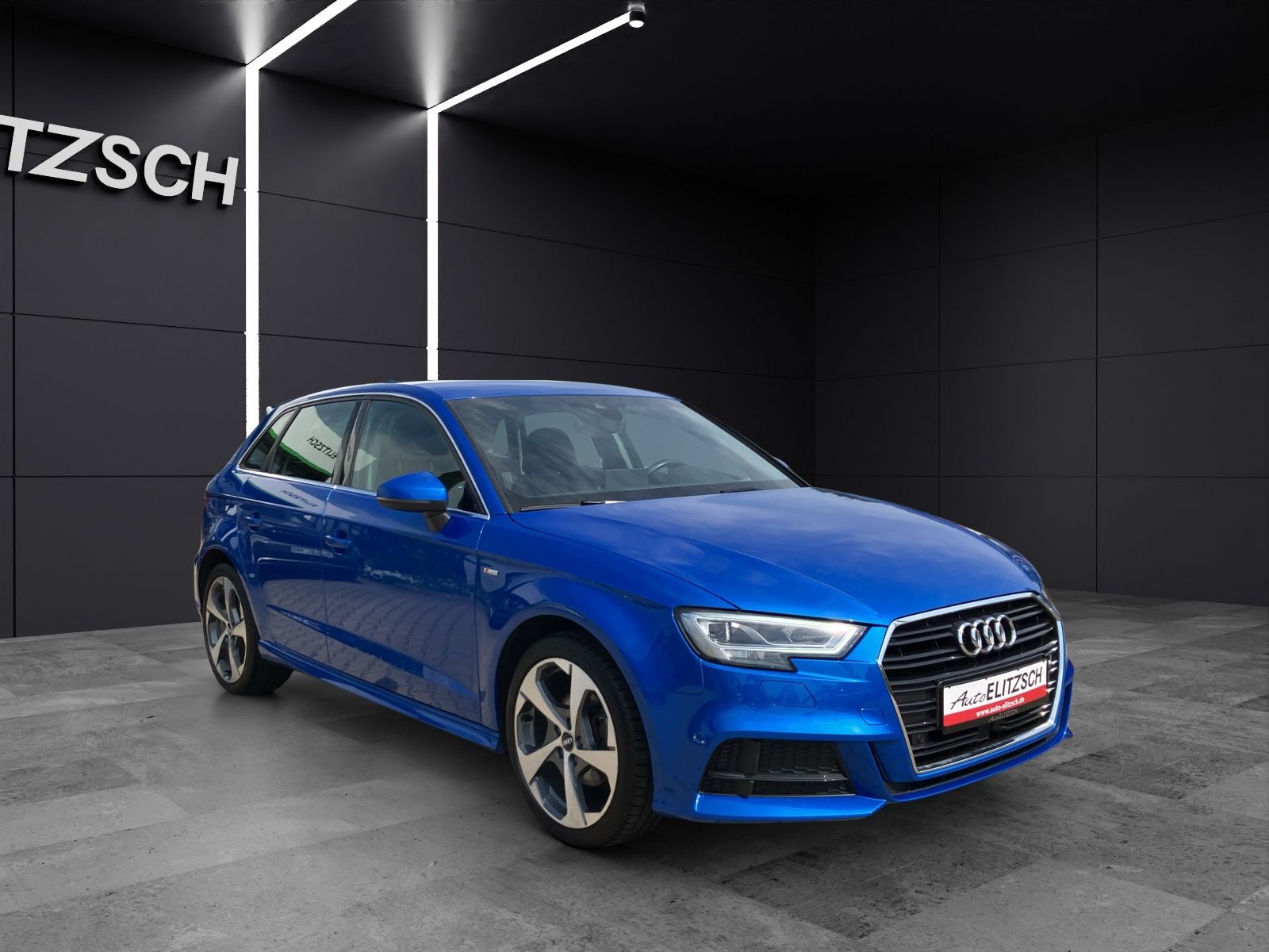 Fahrzeugabbildung Audi A3 Sportback S-Line S-tronic LED Navi ACC SHZ PD