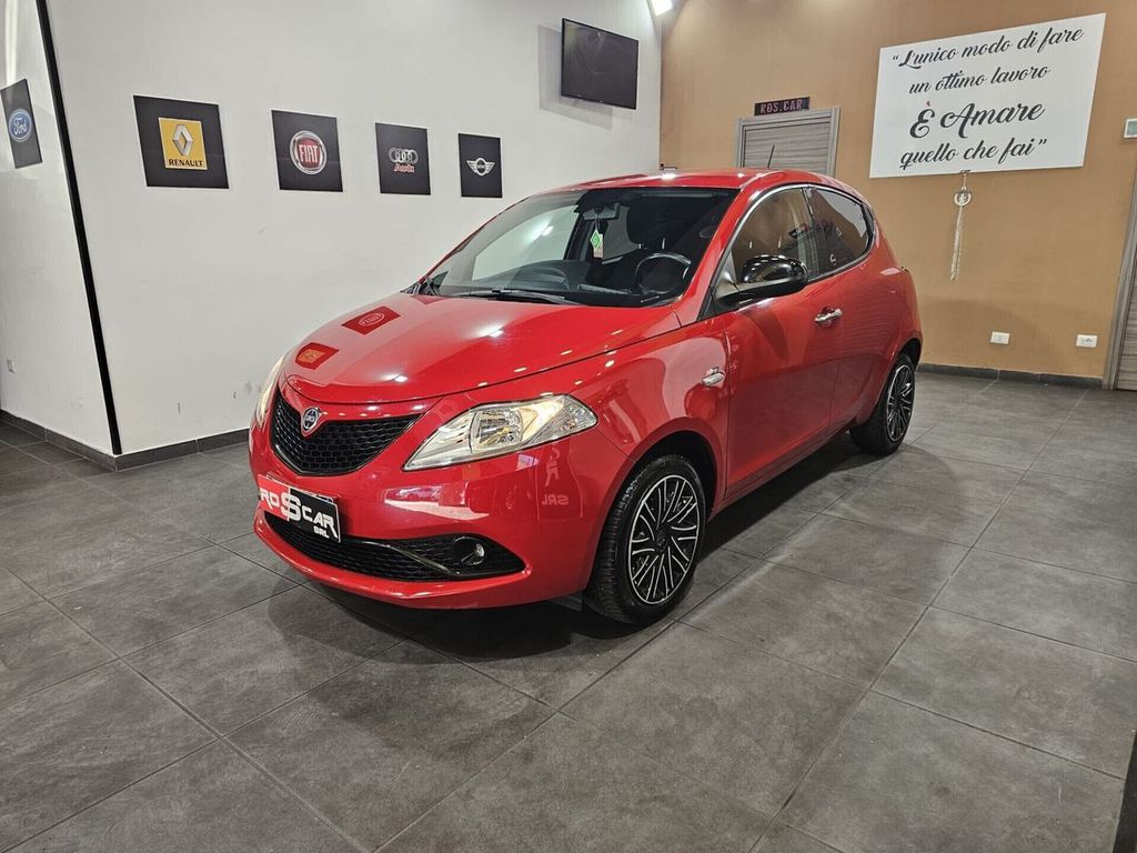 Image of Lancia Ypsilon