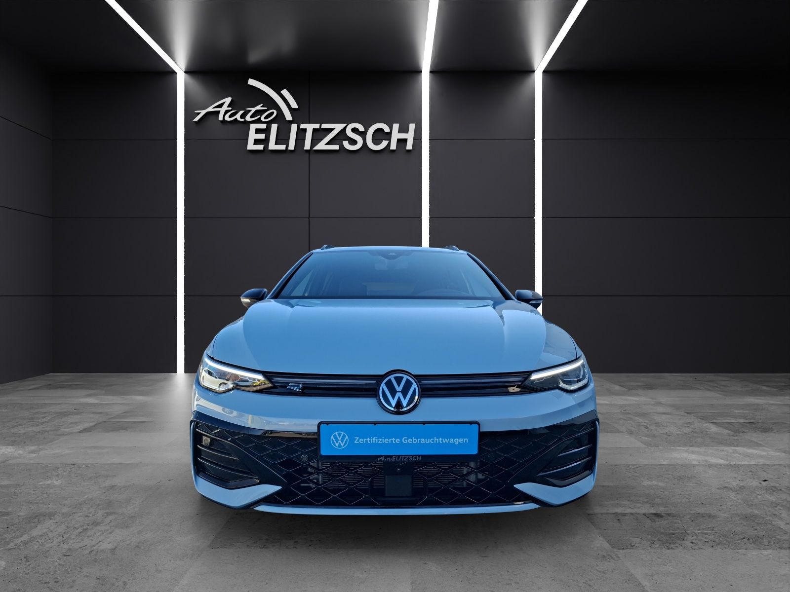 Fahrzeugabbildung Volkswagen Golf VIII Variant eTSI R-Line DSG LEDplus Navi A