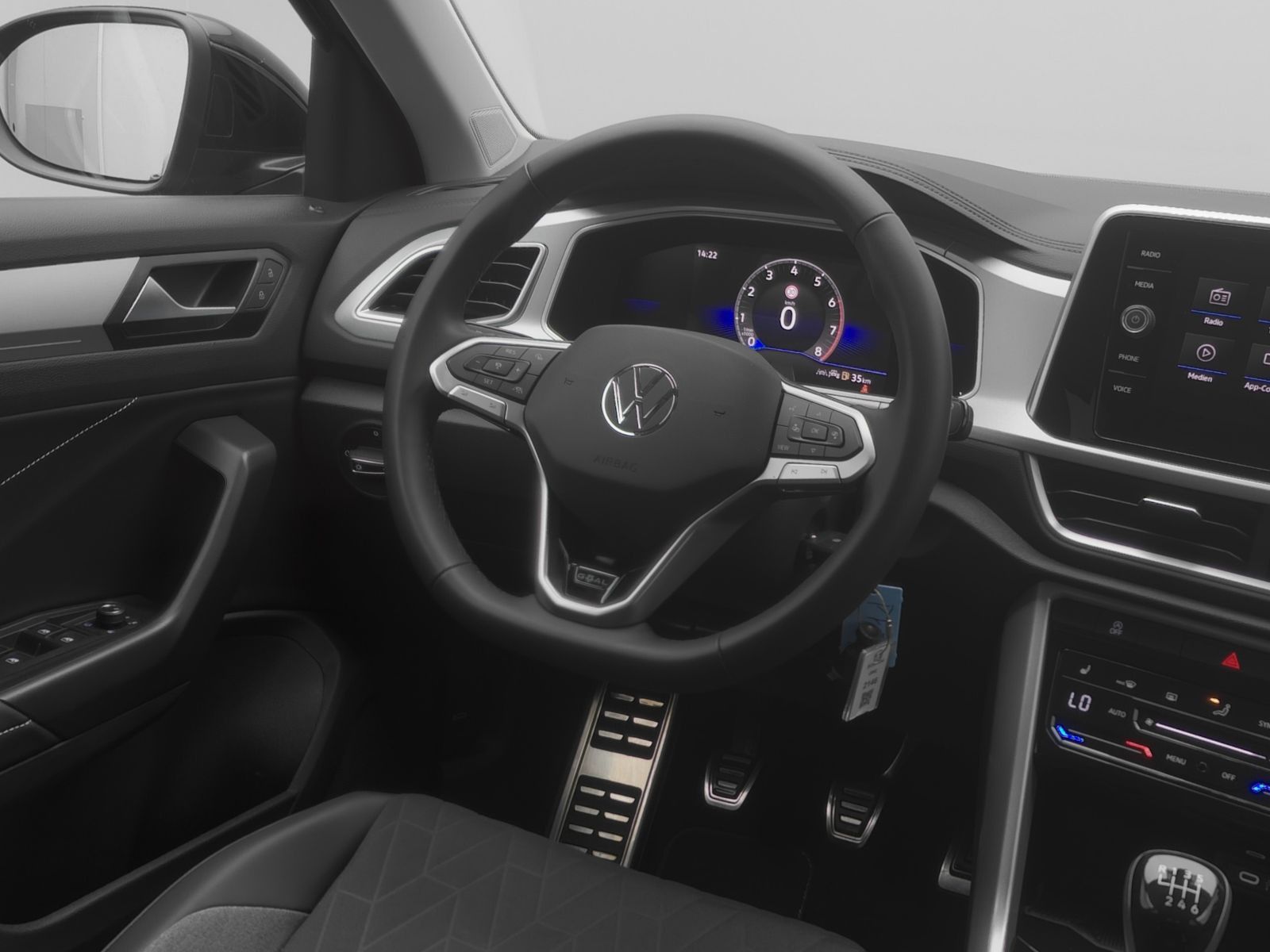 Volkswagen T-Roc - Bild 11