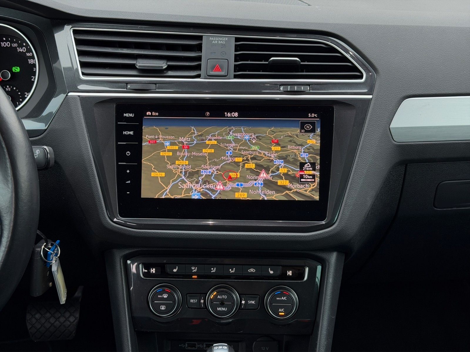 Fahrzeugabbildung Volkswagen Tiguan 4Motion*Navi*Kamera*SitzHZ*Memory*Pano*