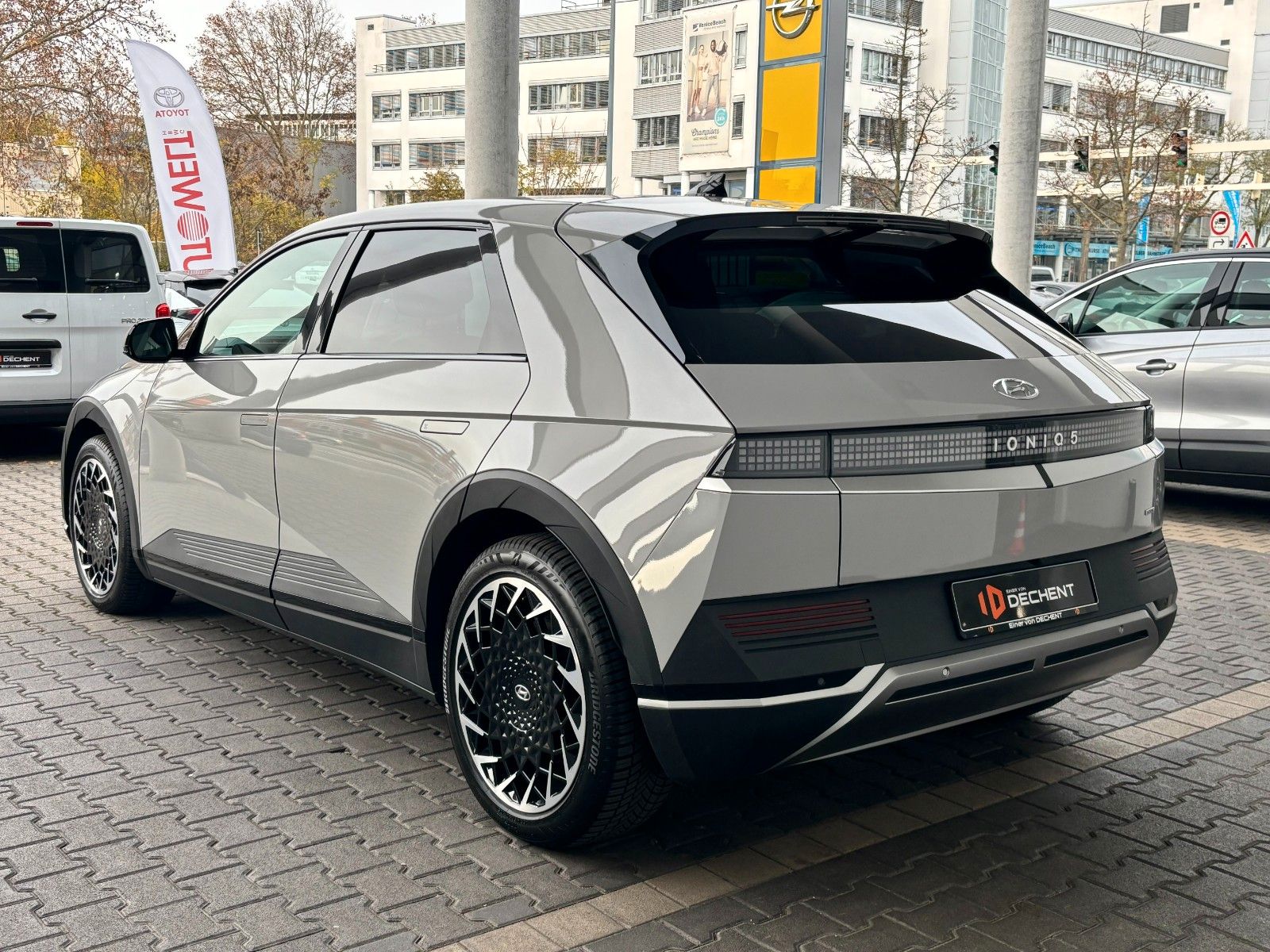 Fahrzeugabbildung Hyundai IONIQ 5 77,4 Wh 239kW 4WD Techniq/BOSE/PANO!