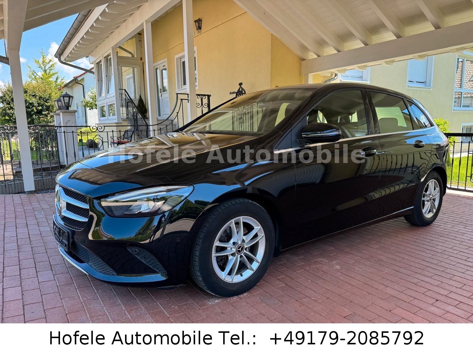 MERCEDES-BENZ B 180 Style **MBUX/LED/NAVI/SHZ/LEDER**