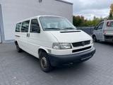 Volkswagen T4 Caravelle 2,5 TDI 75kW syncro lang, 9-Sitzer - weiße Volkswagen T4 Caravelle