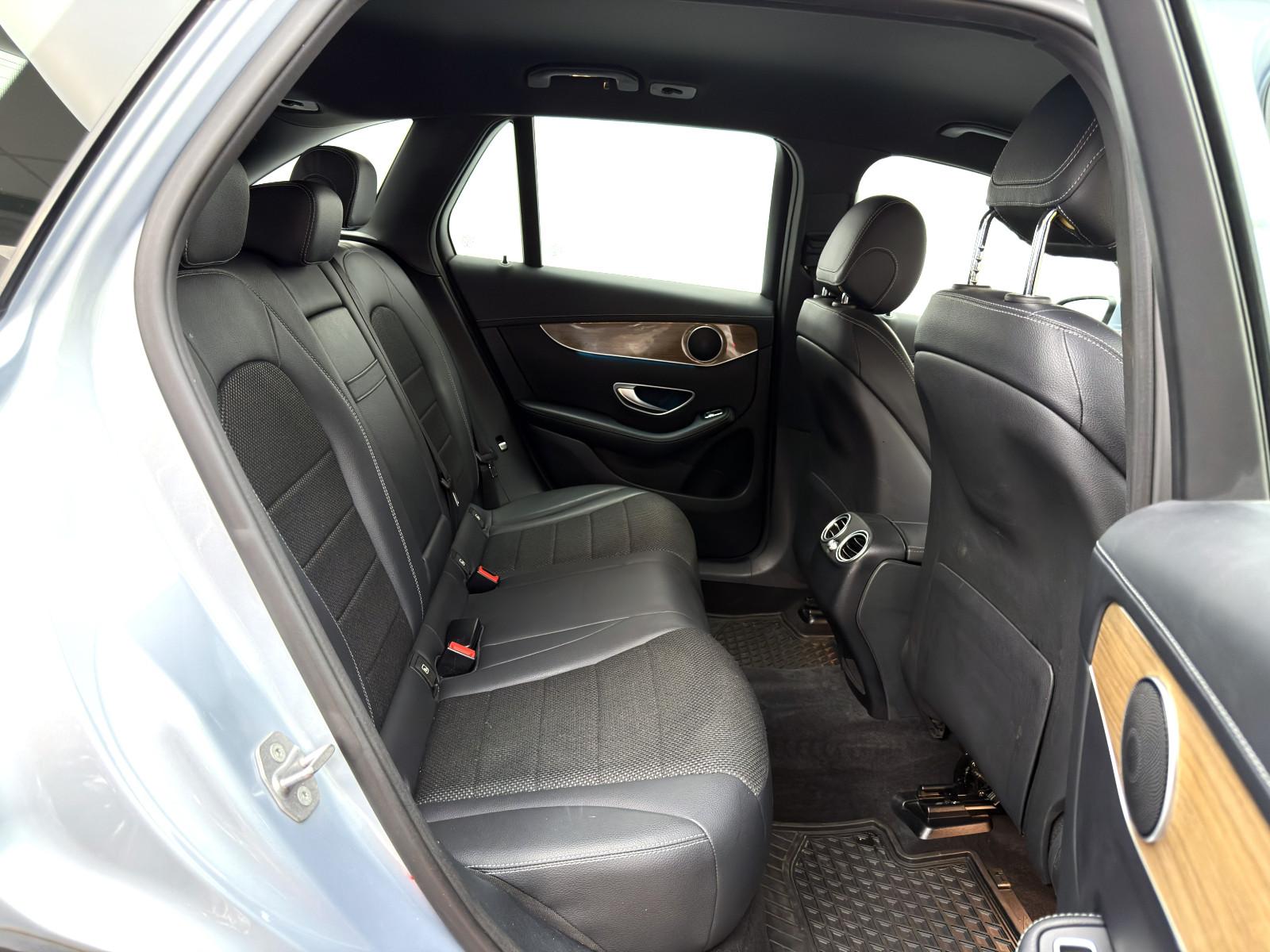 Mercedes-Benz GLC 250 4Matic *LED*SHZ*Navi*RFK*