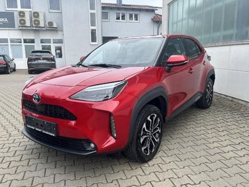 Bild 1 Toyota Yaris Cross 1.5 VVT-iE Hybrid Team D AWD - Navi
