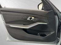 BMW 330 - Vorschau Bild 16