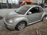 Volkswagen VW  New Beetle - Volkswagen New Beetle aus 1999
