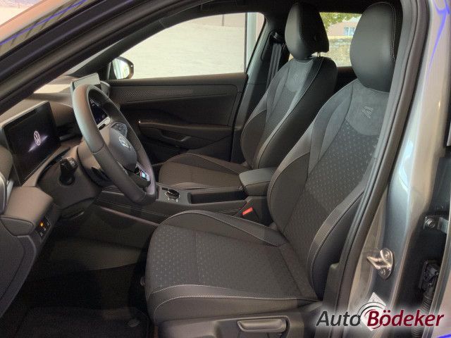 Volkswagen T-Roc R-Line 1.5 l eTSI OPF 110 kW (150 PS) Navi