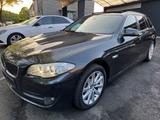 BMW 525d Touring *NAVI*XENON*PANORAMA*GEPFLEGT - BMW 525 in Köln