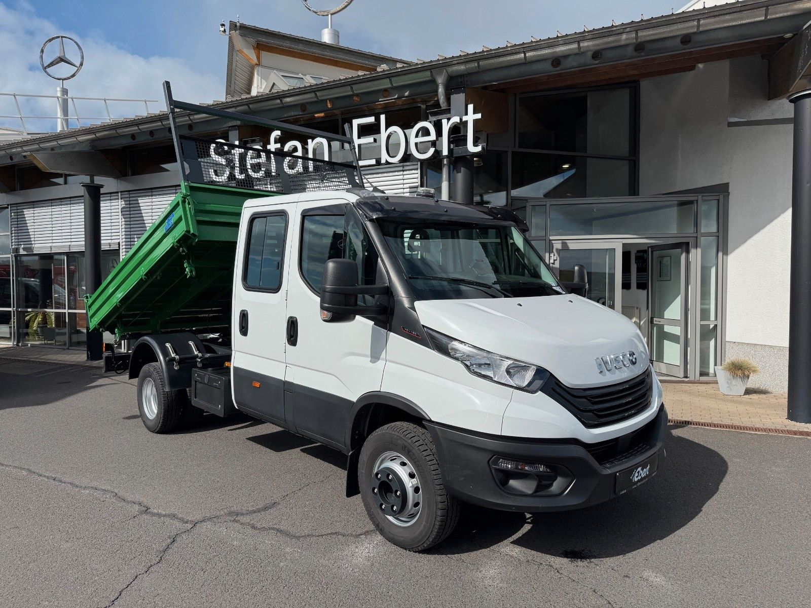Fahrzeugabbildung Iveco Daily 70C18 H 3.0L *AHK*7-Sitze*Standheizung*