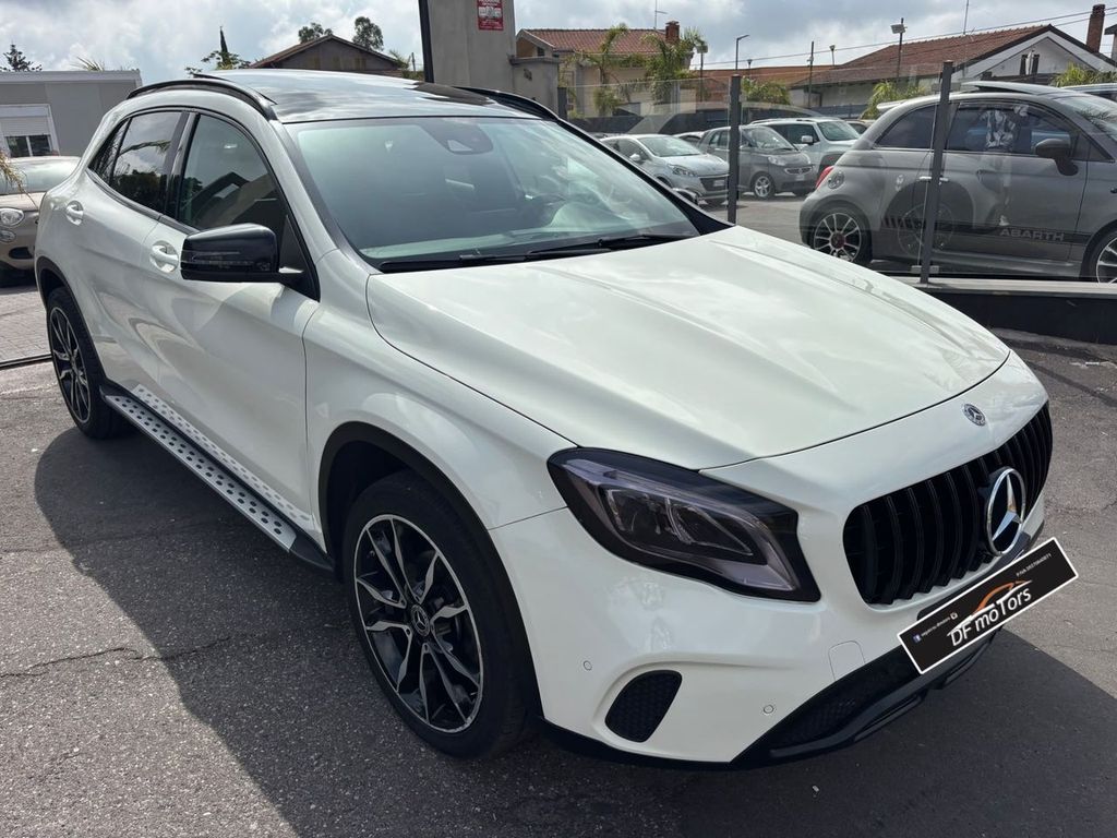 Image of Mercedes-Benz GLA 200