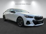 BMW 520 i M Sport/Aut/Leder/LED-Schein/Alu/Kamera - BMW 520 mit Benzin-Antrieb: Limousine, Automatik