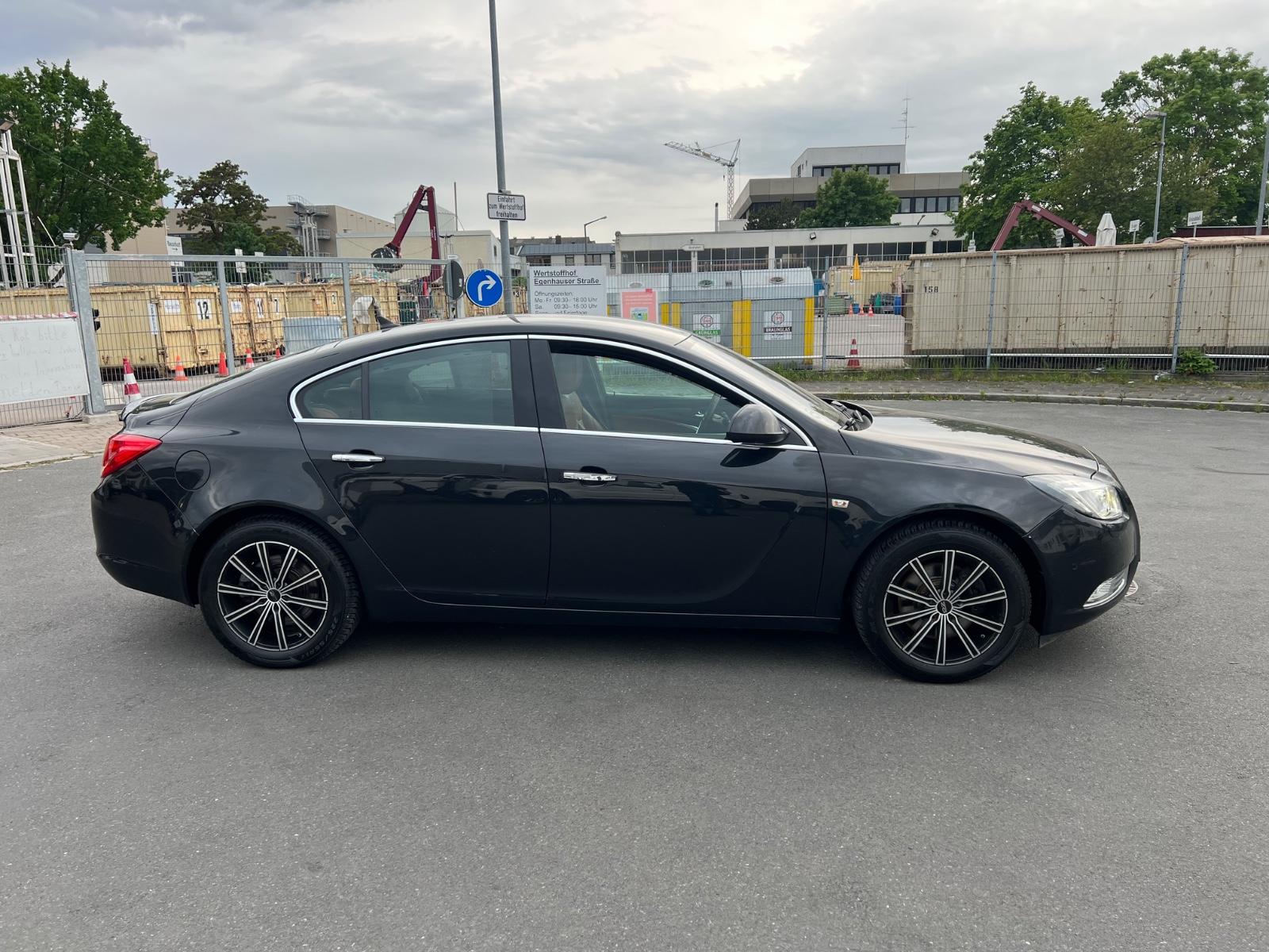 Opel Insignia Innovation 4x4 Limousine Leder Navi2440