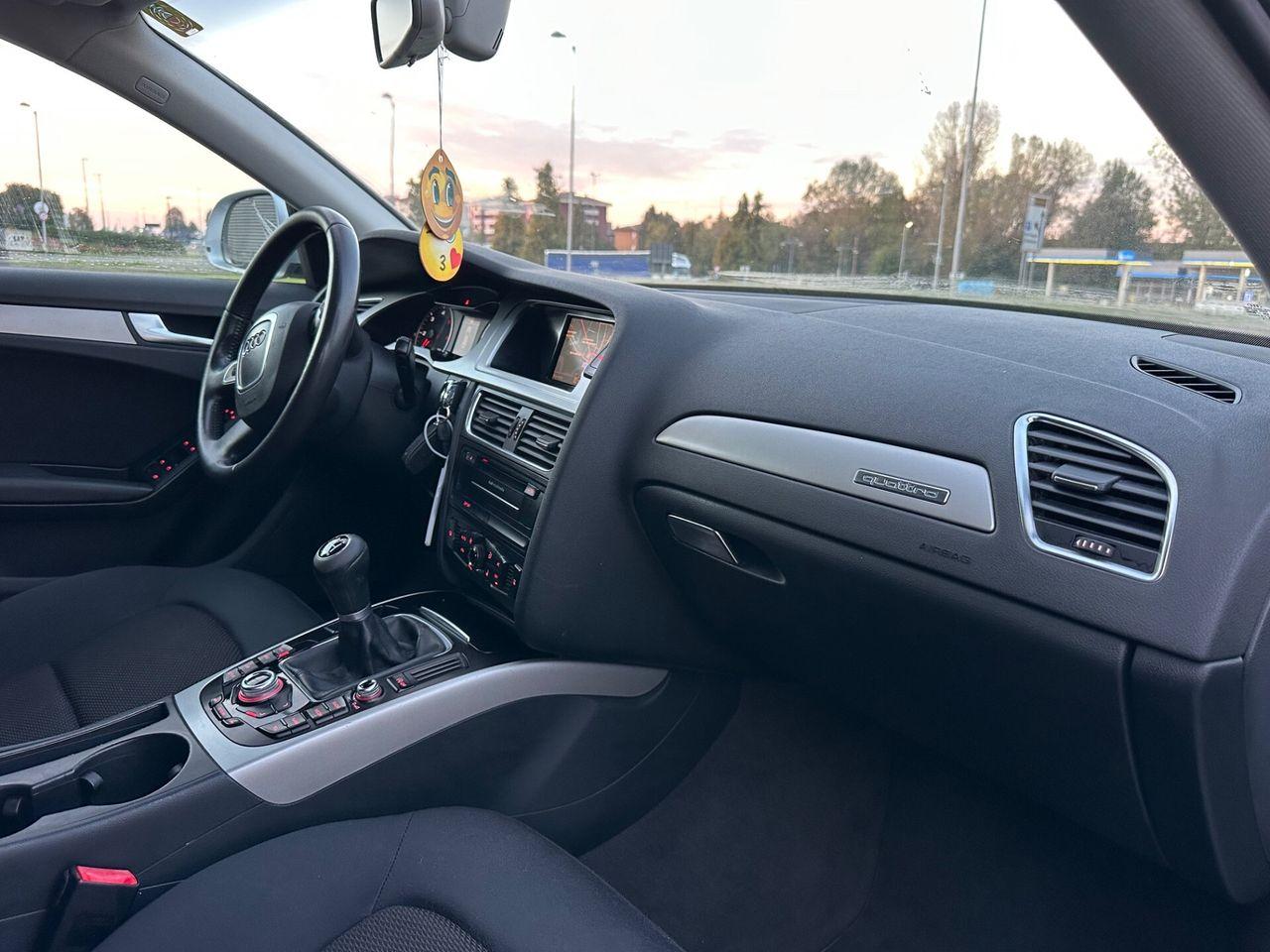 Audi A4 ALLROAD 2010 — photo 12