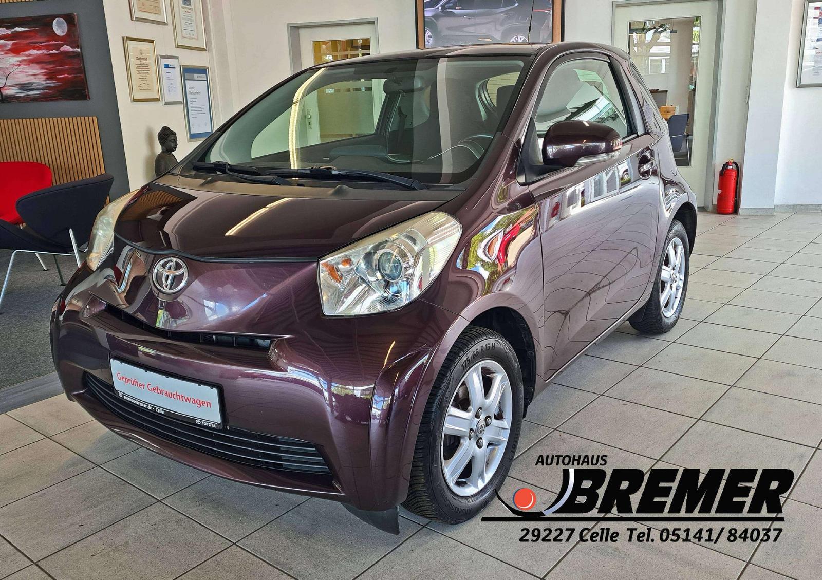 Toyota iQ IQ 1.0 Automatik + Allwetterreifen +