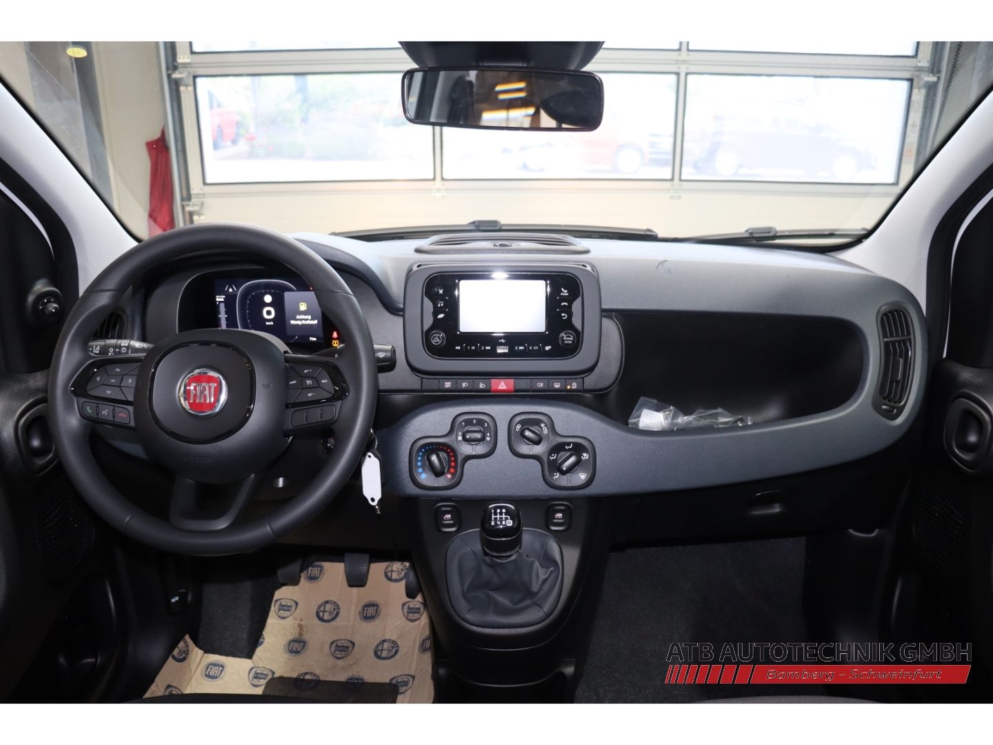 Fahrzeugabbildung Fiat Pandina ICON Hybrid 1.0 GSE DAB Spurhalteass.