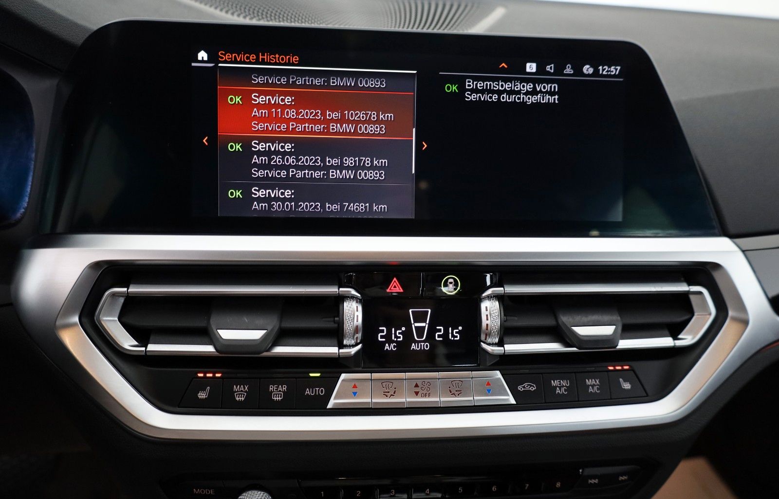 Fahrzeugabbildung BMW 318d Touring Sport Line,Leder,Navi,LED,HUD,AHK e