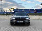 BMW 540i xDrive A - - BMW 540 in Wiesbaden