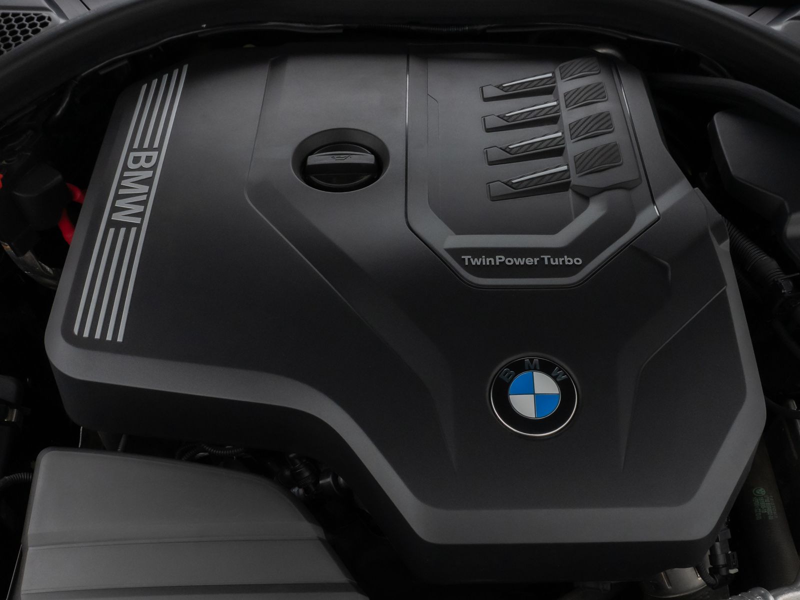 Fahrzeugabbildung BMW 320i HUD DAB Leder Alarm Sport Driving Assistent